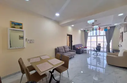 Apartment - 2 Bedrooms - 2 Bathrooms for rent in Segaya - Manama - Capital Governorate