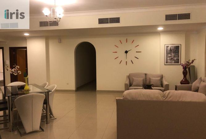 976121 - Property Image 3