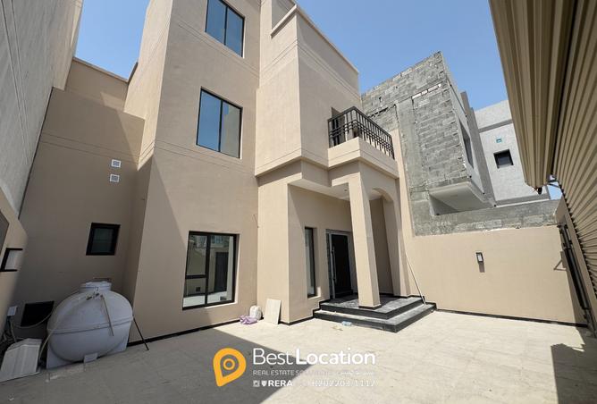 924085 - Property Image 2