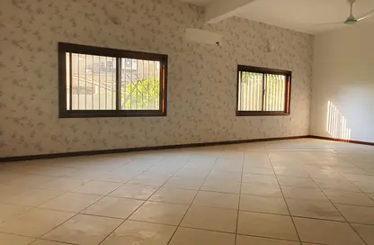 فيلا - 3 غرف نوم - 2 حمامات للايجار في القفول - المنامة - محافظة العاصمة
