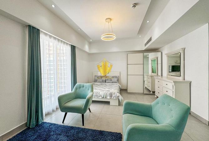 971812 - Property Image 2