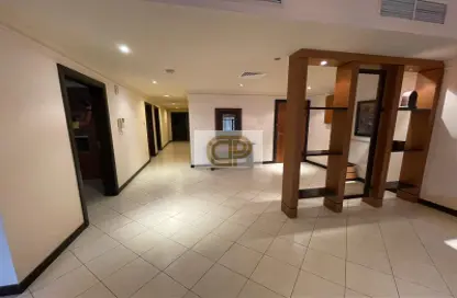 Hall / Corridor image for: Apartment - 2 Bedrooms - 3 Bathrooms for rent in Al Juffair - Capital Governorate, Image 1