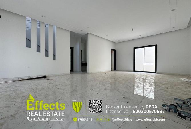 970377 - Property Image 2