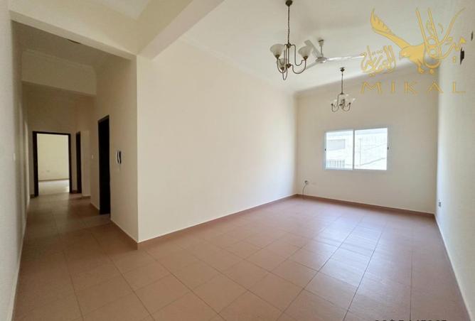 989601 - Property Main Image