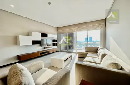 Apartment - 3 Bedrooms - 3 Bathrooms for rent in Reef Island - Capital Governorate