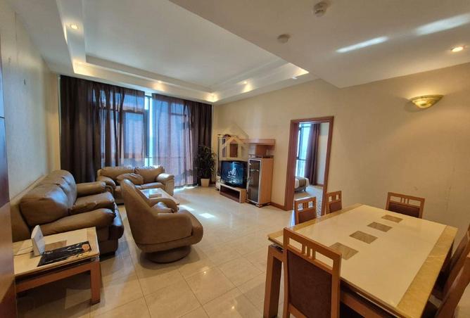 989504 - Property Main Image