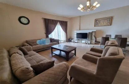 Apartment - 2 Bedrooms - 2 Bathrooms for rent in Al Juffair - Capital Governorate