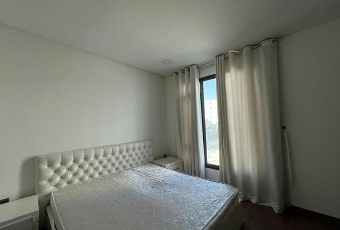 987217 - Property Image 3