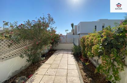 Townhouse - 2 Bedrooms - 1 Bathroom for rent in Saar - Northern Governorate
