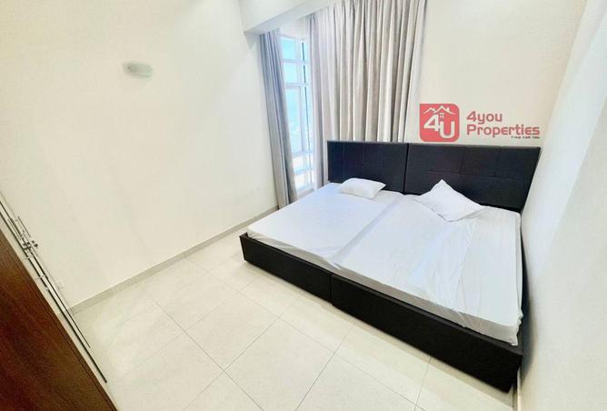 976046 - Property Image 3