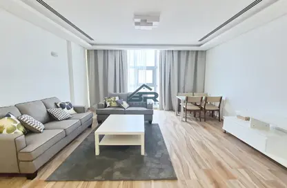 Living Room image for: Apartment - 1 Bedroom - 1 Bathroom for rent in Al Juffair - Capital Governorate, Image 1