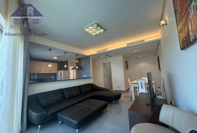 989455 - Property Image 2