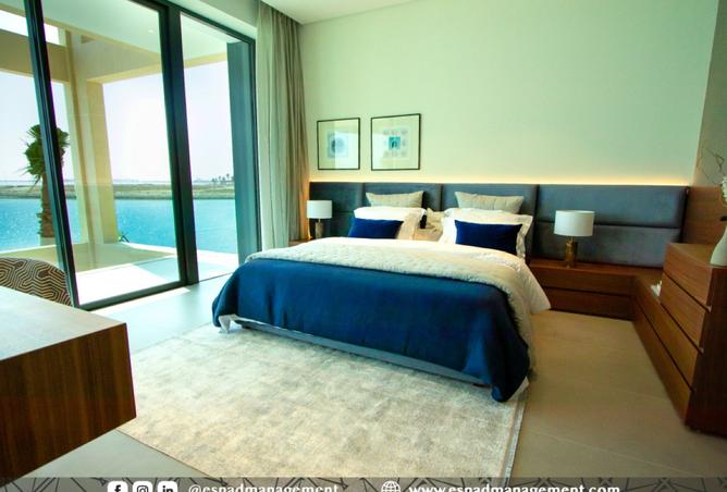 987762 - Property Image 2