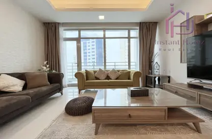 Apartment - 2 Bedrooms - 3 Bathrooms for rent in Al Juffair - Capital Governorate