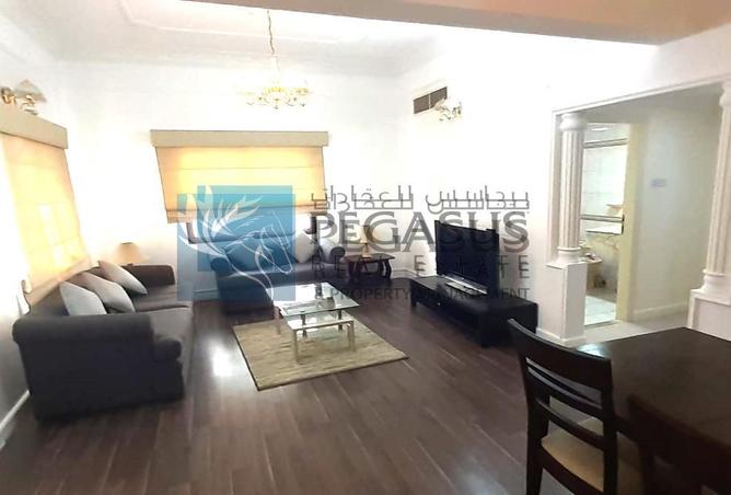 985479 - Property Image 2