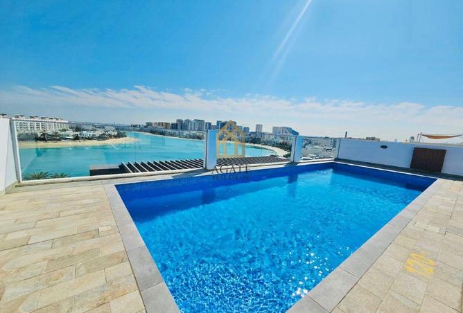 976677 - Property Image 3