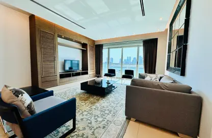 Apartment - 3 Bedrooms - 4 Bathrooms for rent in Reef Island - Capital Governorate