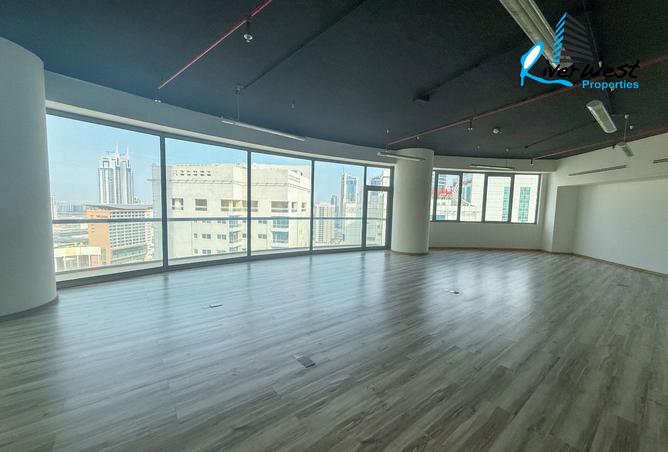 983984 - Property Image 2