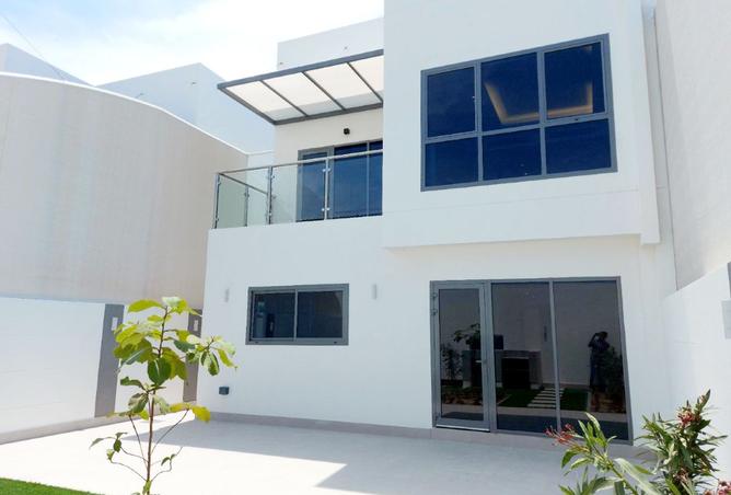 985600 - Property Image 2