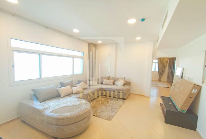 961053 - Property Main Image