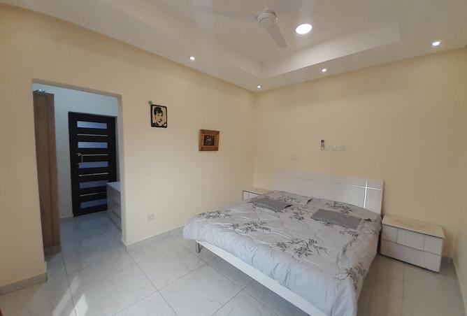 985839 - Property Main Image