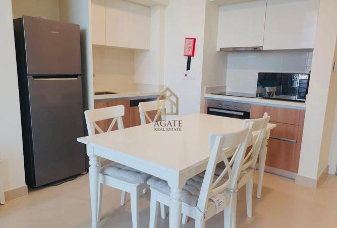 982120 - Property Image 2