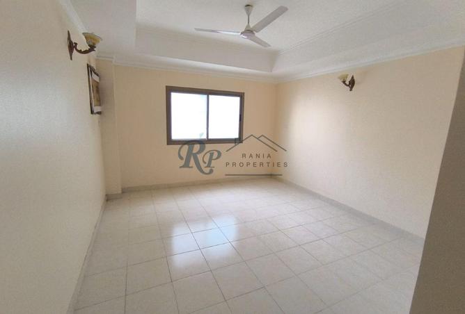 981728 - Property Image 3