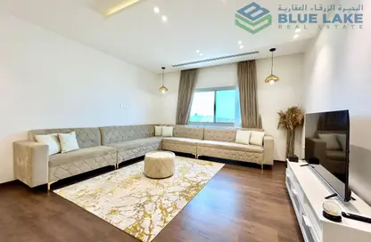 Apartment - 3 Bedrooms - 3 Bathrooms for rent in Janabiya - Northern Governorate