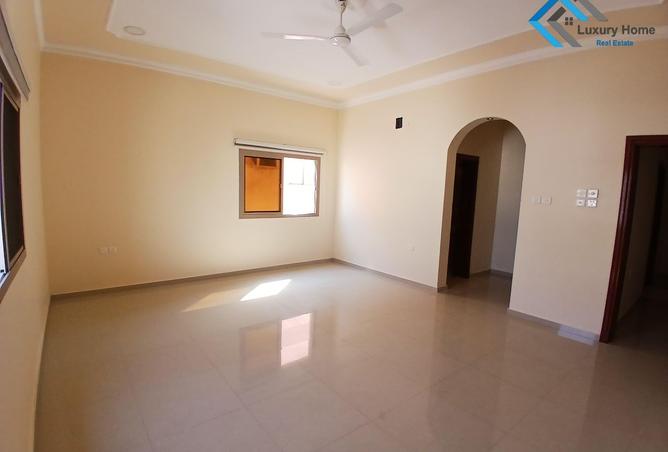 984788 - Property Main Image