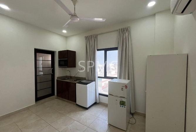 975285 - Property Image 3