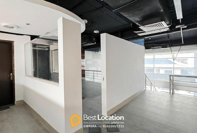 982395 - Property Image 3