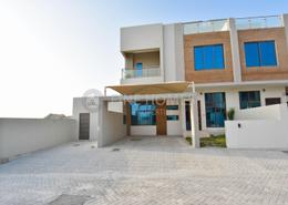 Villa - 5 bedrooms - 5 bathrooms for sale in Hidd - Muharraq Governorate