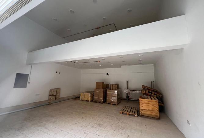 967820 - Property Image 2