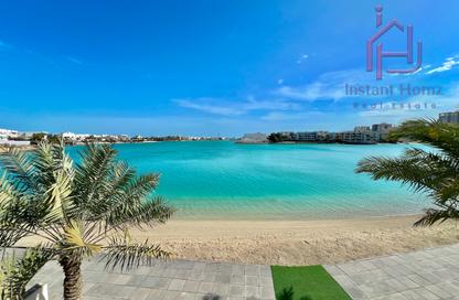 Villa - 4 Bedrooms - 5 Bathrooms for sale in Najma - Amwaj Islands - Muharraq Governorate