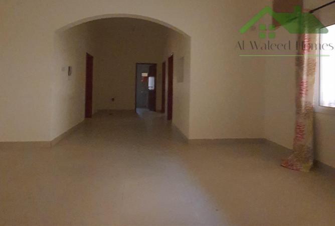 806918 - Property Image 3