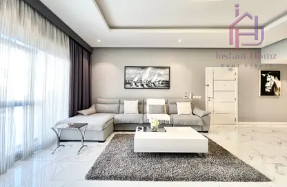 Apartment - 2 Bedrooms - 2 Bathrooms for rent in Al Juffair - Capital Governorate