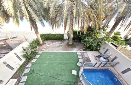 Pool image for: Villa - 5 Bedrooms - 6 Bathrooms for rent in Amwaj Beachfront - Amwaj Islands - Muharraq Governorate, Image 1