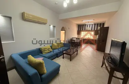 Apartment - 2 Bedrooms - 2 Bathrooms for rent in Janabiya - Northern Governorate