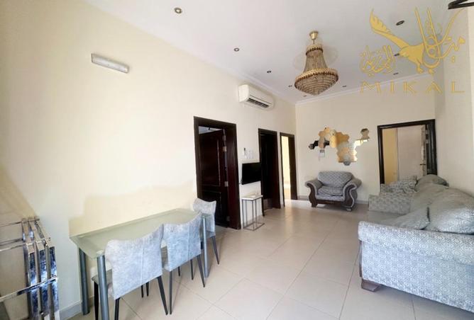 967516 - Property Image 2