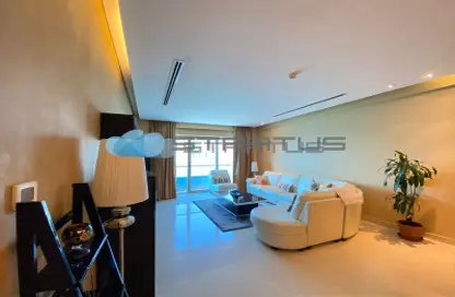 Apartment - 2 Bedrooms - 3 Bathrooms for rent in Reef Island - Capital Governorate