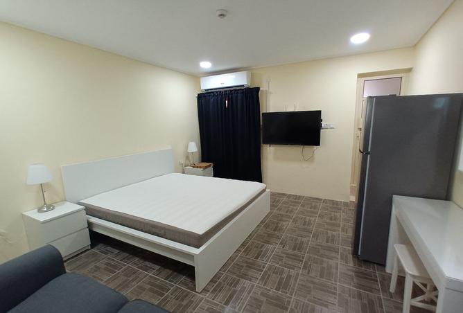 981223 - Property Image 2