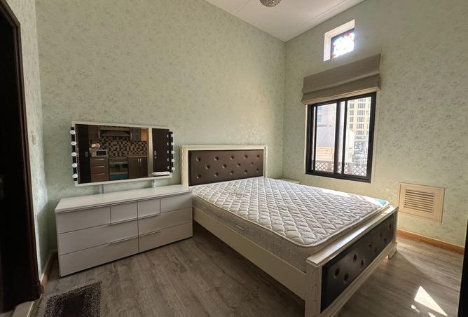 979289 - Property Image 3