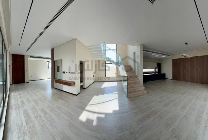 960131 - Property Image 3