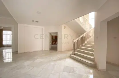 Stairs image for: Villa - 4 Bedrooms - 4 Bathrooms for rent in Um Al Hasam - Manama - Capital Governorate, Image 1