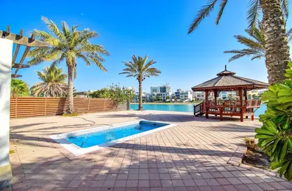 Villa - 5 Bedrooms - 7 Bathrooms for rent in Tala Island - Amwaj Islands - Muharraq Governorate