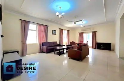 Apartment - 3 Bedrooms - 2 Bathrooms for rent in Al Juffair - Capital Governorate