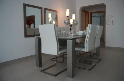 Dining Room image for: Apartment - 2 Bedrooms - 3 Bathrooms for rent in Al Areen Development - Zallaq - Southern Governorate, Image 1