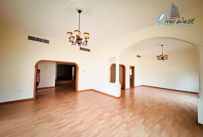 957542 - Property Image 3