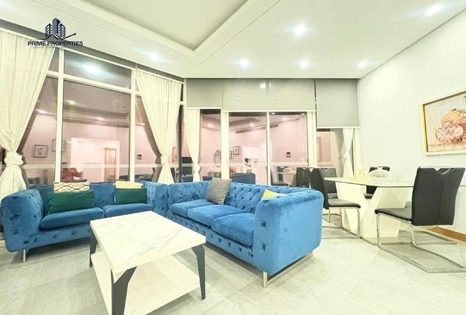 988537 - Property Image 2