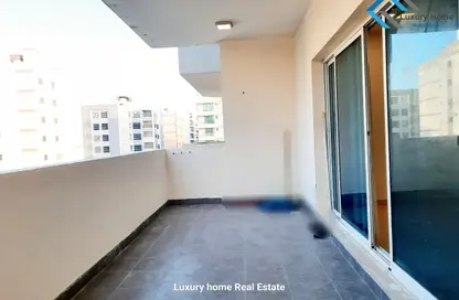 Apartment - 3 Bedrooms - 4 Bathrooms for rent in Hidd - Muharraq Governorate